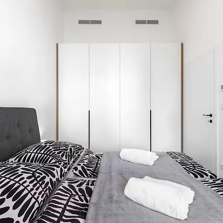 Modern Hidden Oasis In * Pressburg