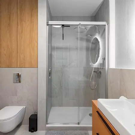 Apartment Modern Hidden Oasis In Pressburg